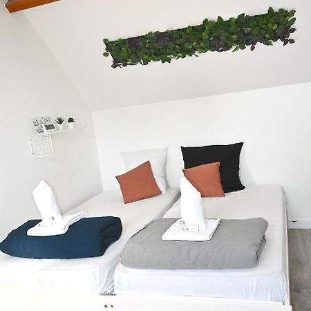 Hotel Class&Cosy CHAMBRE 5mn Aéroport Roissy CDG Le Mesnil-Amelot Exterior foto